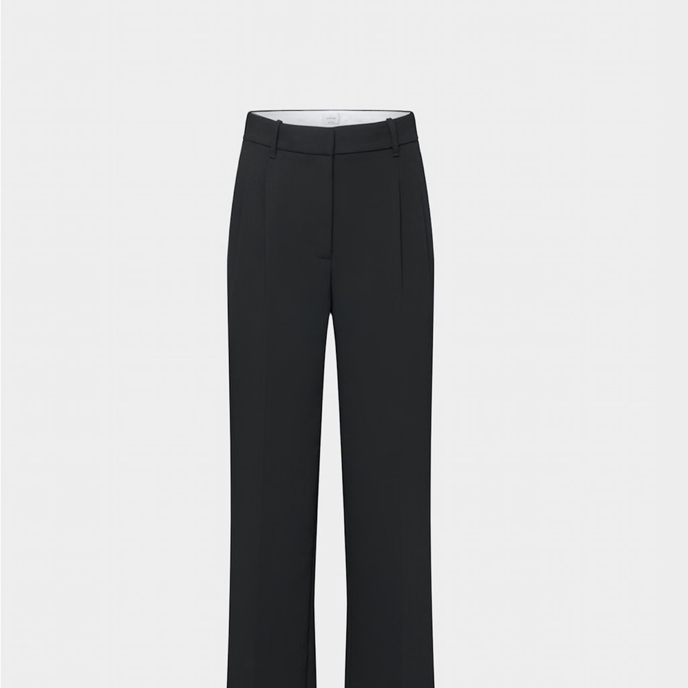 Aritzia Effortless Pant NWT